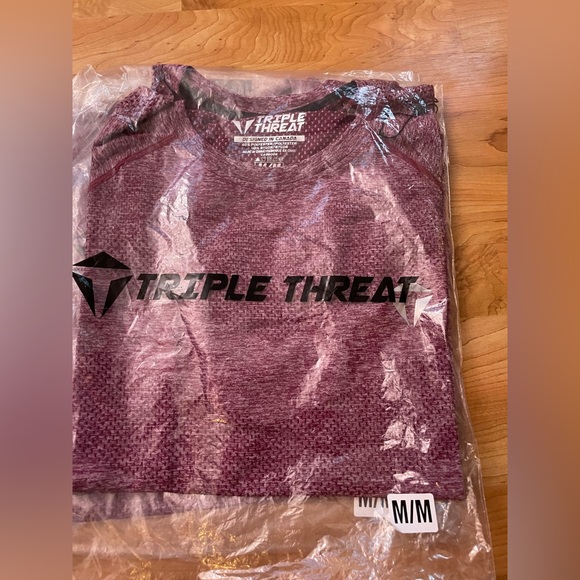Triple Threat Workout Tee, unisex - Picture 2 of 4